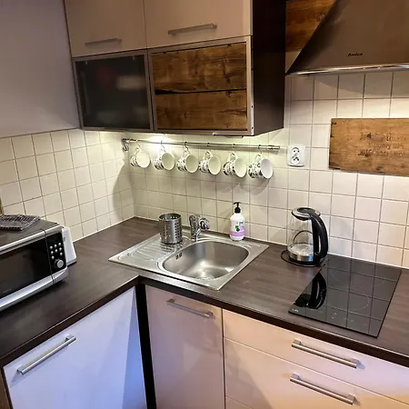 Mrzonka منزل للإقامة *